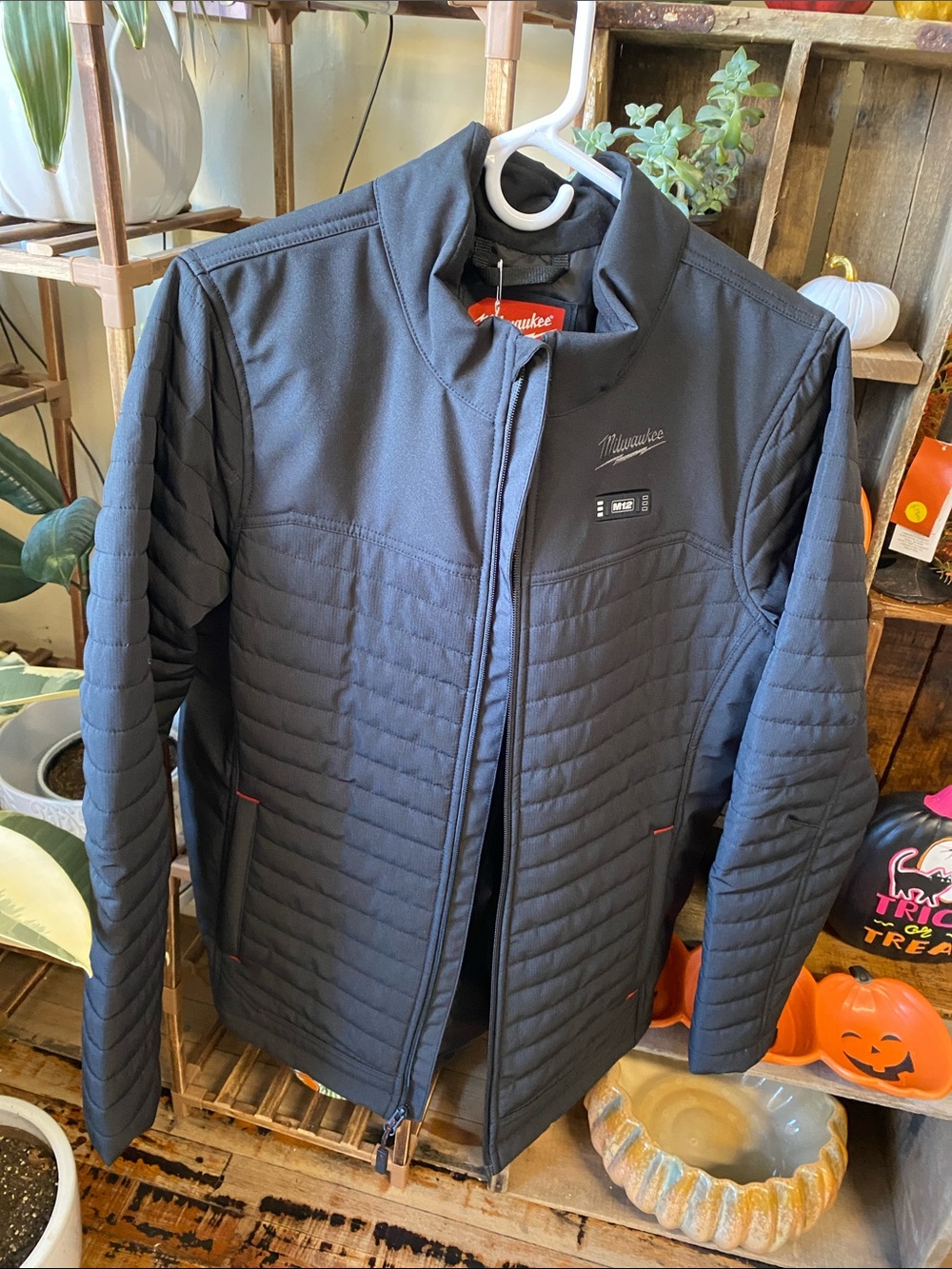 Milwaukee Heated Quilted Puffer Jacket — Black
